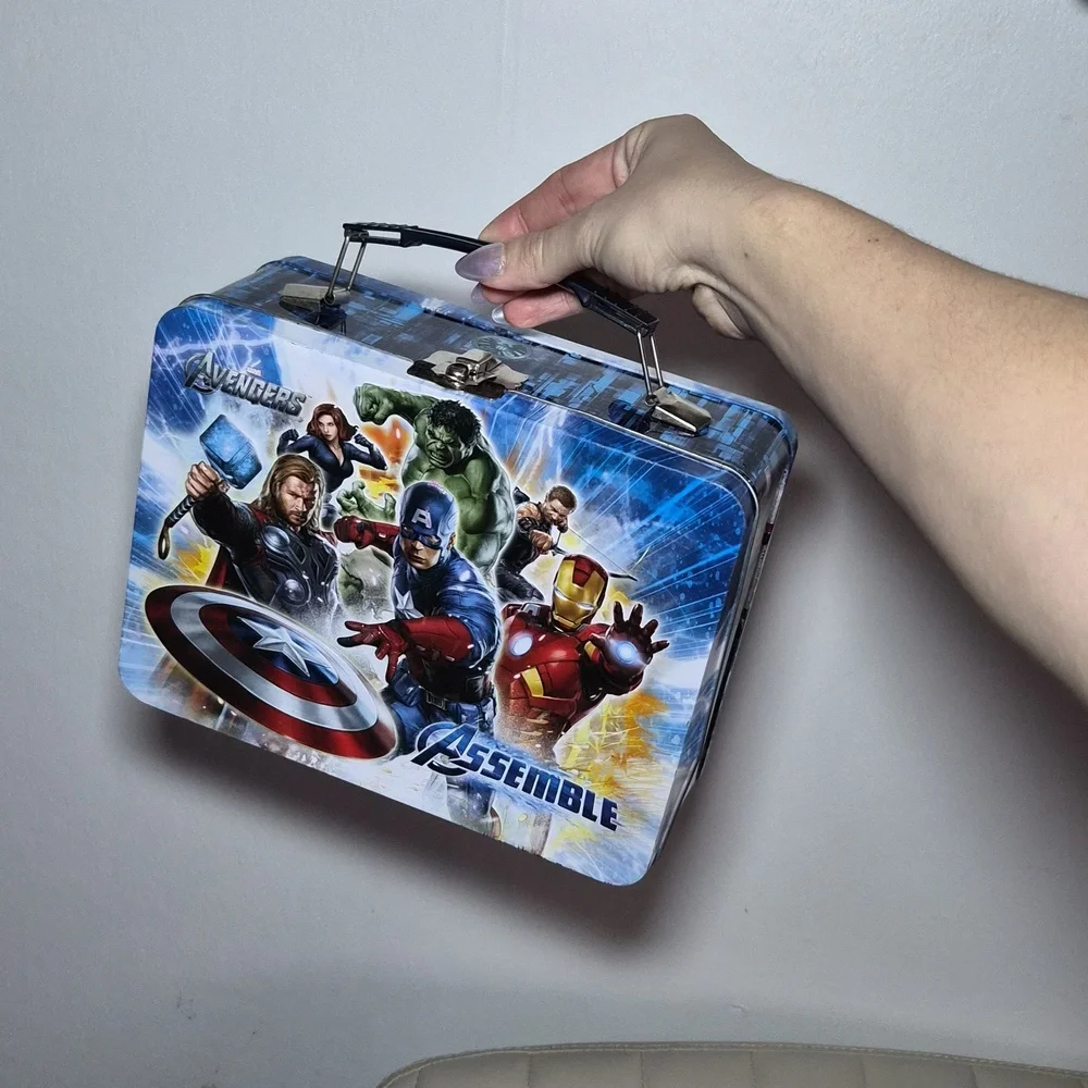 Marvel Avengers Metal Lunchbox - Blue Red